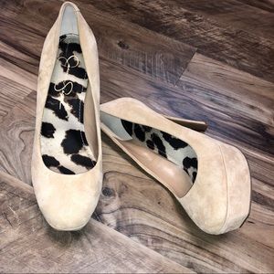 SALE Jessica Simpson heels sz 7 1/2✨